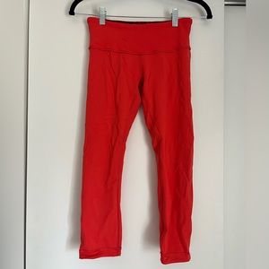 Lululemon Wunder Under 3/4 Pant, size 4, Reversible